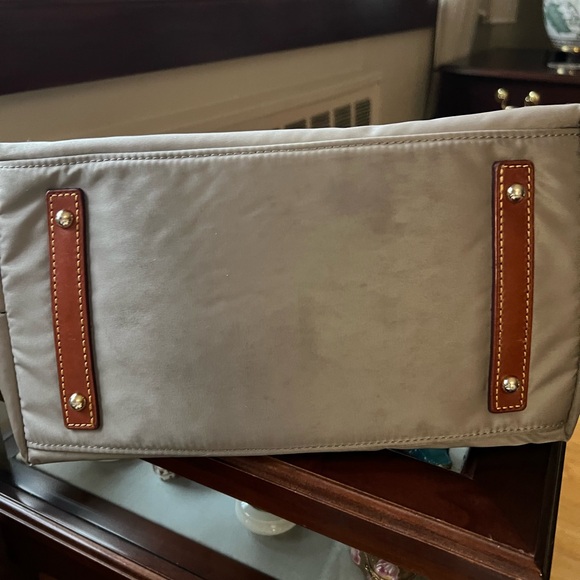 Nylon Dooney and Bourke. - Picture 5 of 6